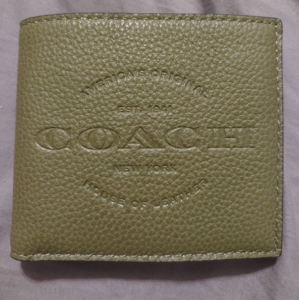 ❗Coach Wallet, STEAL ALERT❗